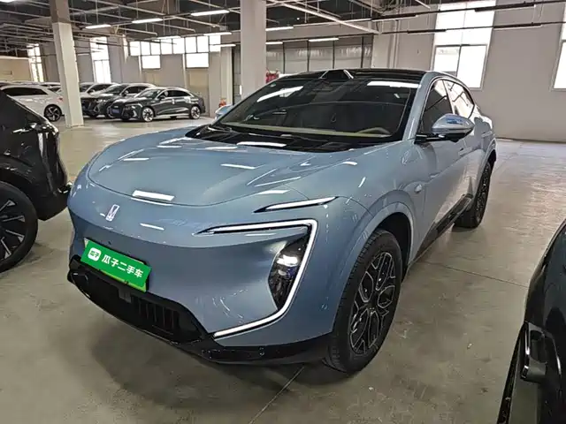 2025 Avatr 07
