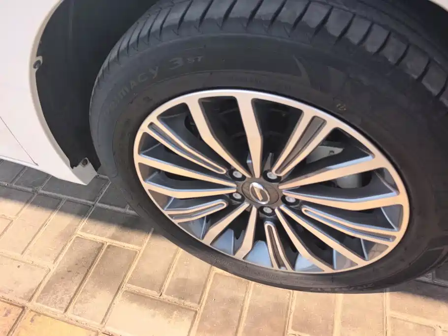 GAC Motor Trumpchi M6 — миниатюра 6