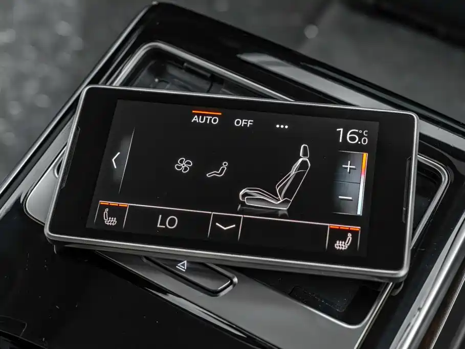 Audi A8 — миниатюра 31
