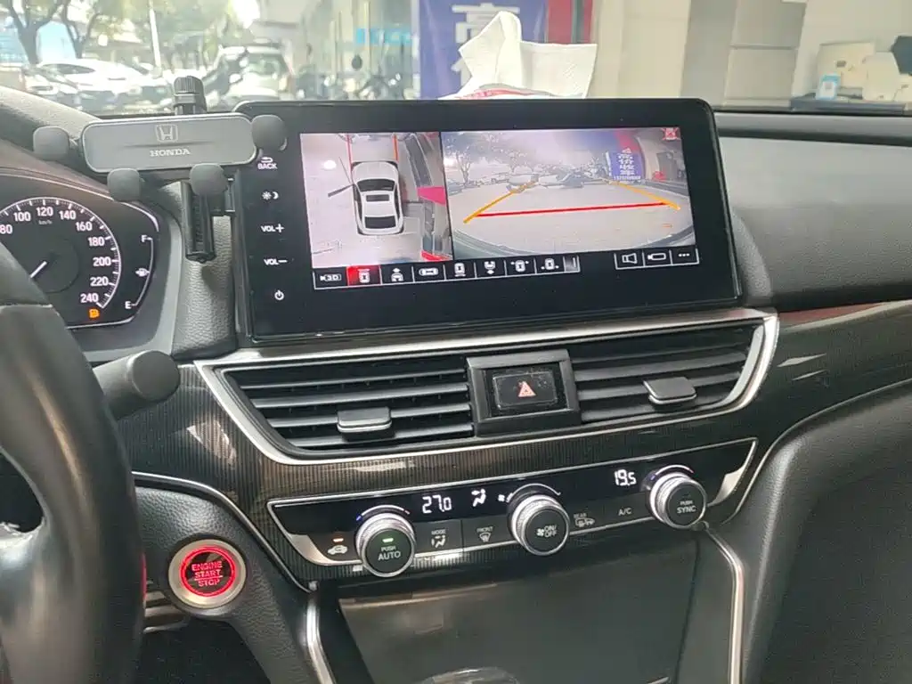 Honda Accord — миниатюра 13