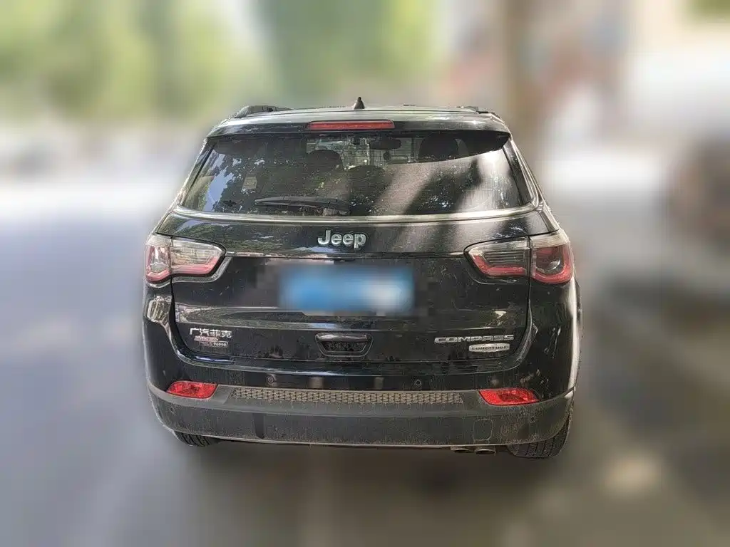 Jeep Compass — миниатюра 7