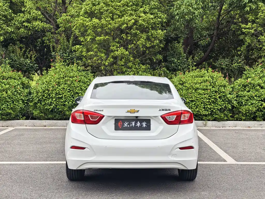 Chevrolet Cruze — миниатюра 6