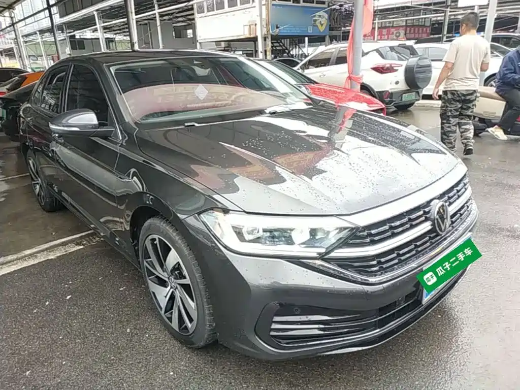 Volkswagen Sagitar — миниатюра 4