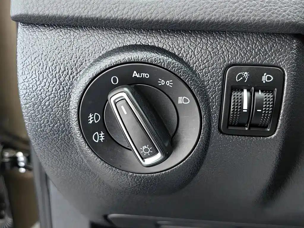 Volkswagen Tiguan — миниатюра 21