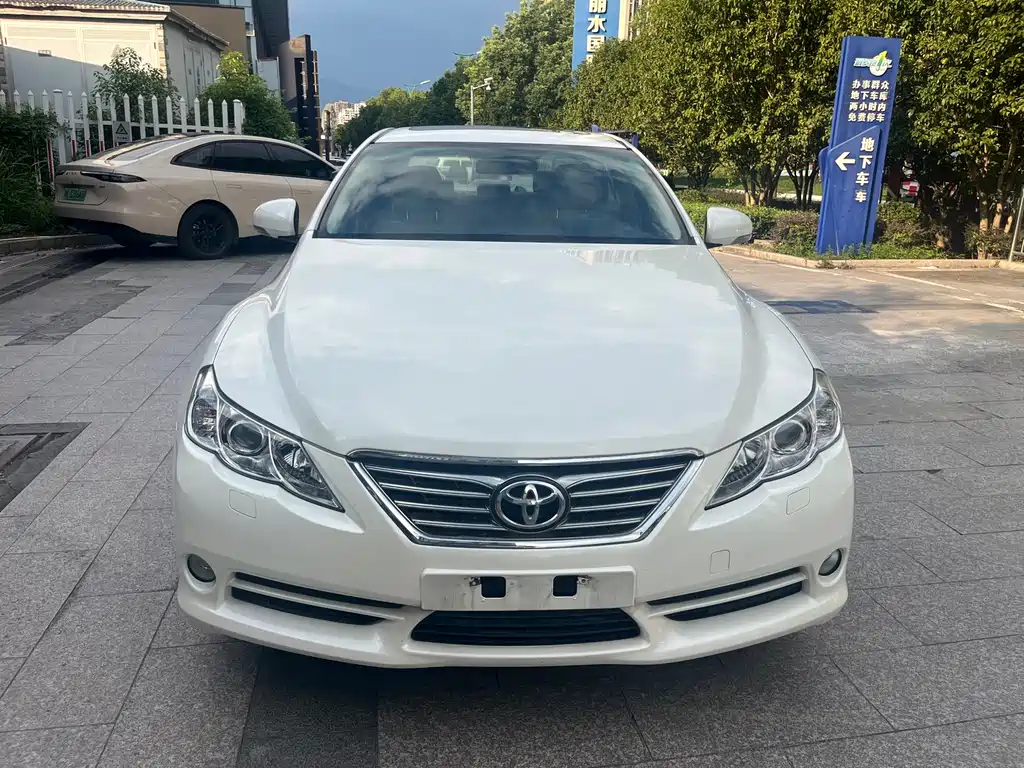 Toyota Reiz — миниатюра 2