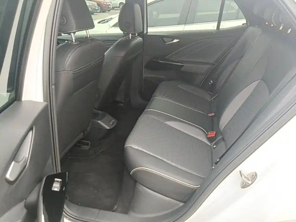 Volkswagen ID.3 — миниатюра 17