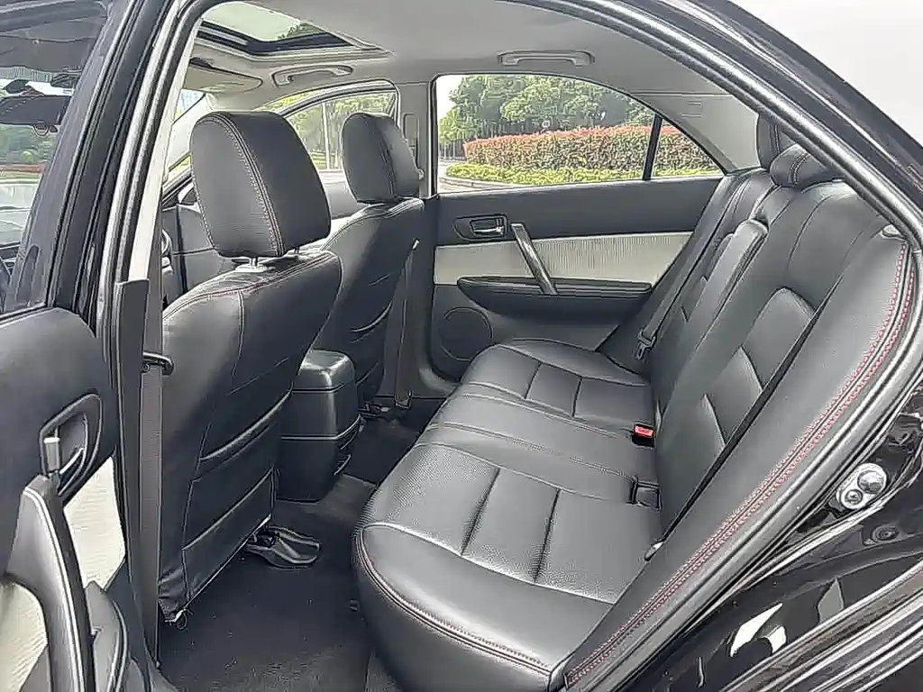 Mazda 6 — миниатюра 9