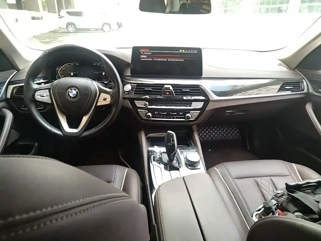 BMW 5 Series 5 2022 525Li Luxury