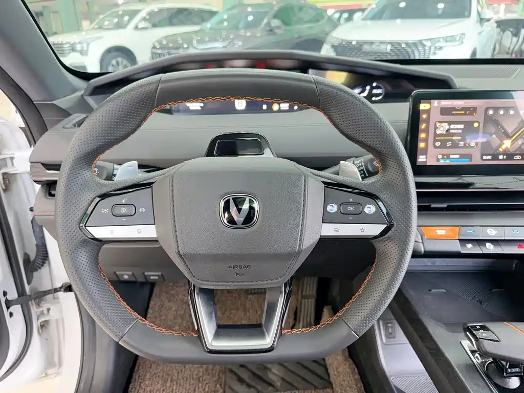 Changan UNI-V — миниатюра 20