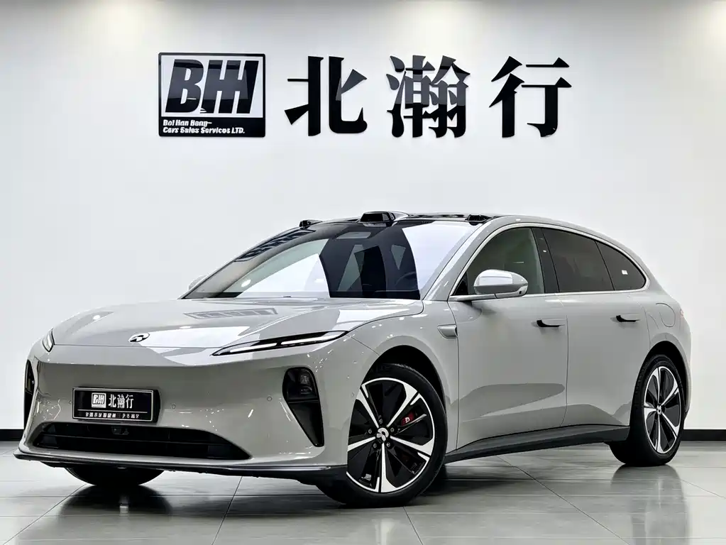 NIO ET5T