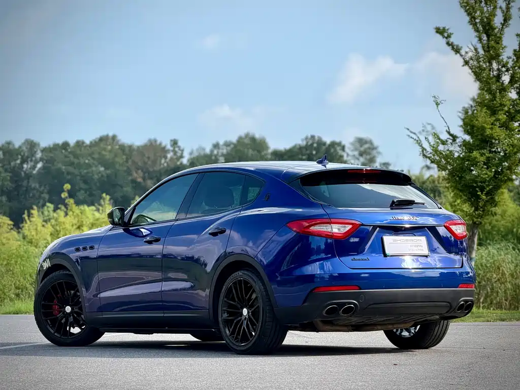 Maserati Levante — миниатюра 4