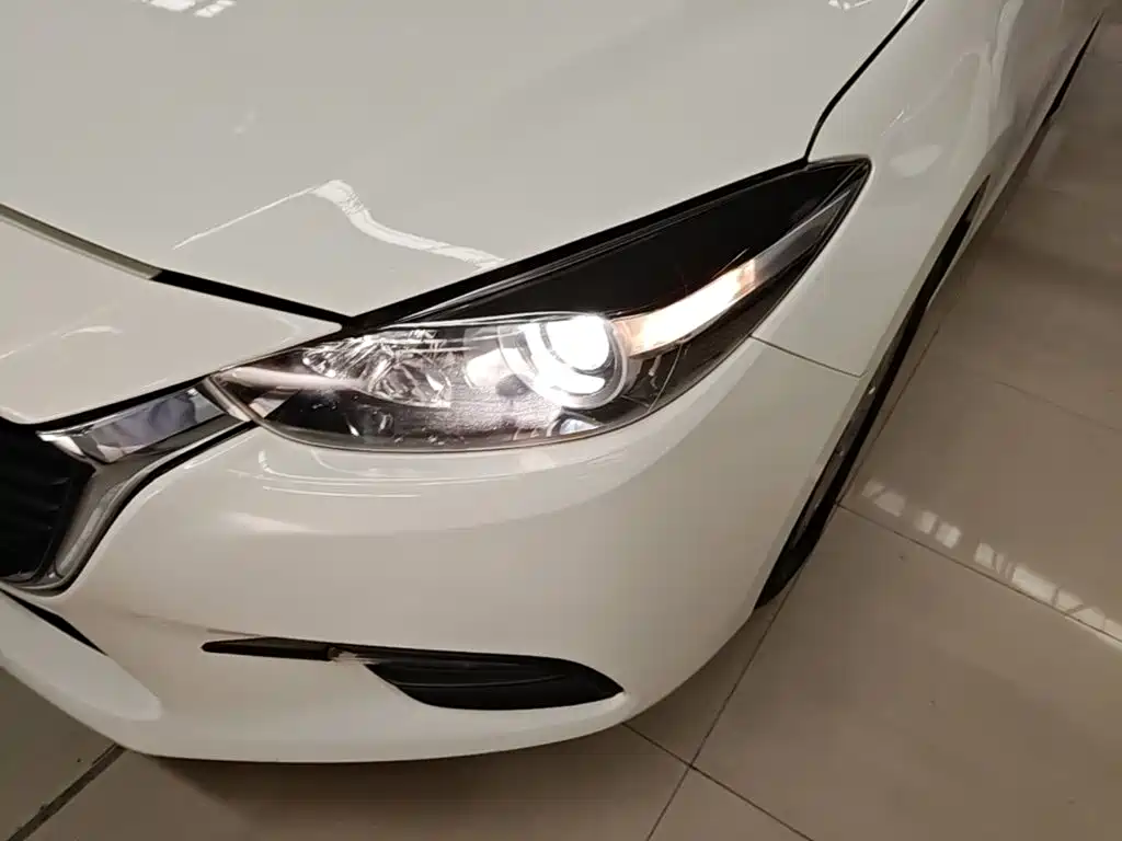 Mazda 3 Axela — миниатюра 24
