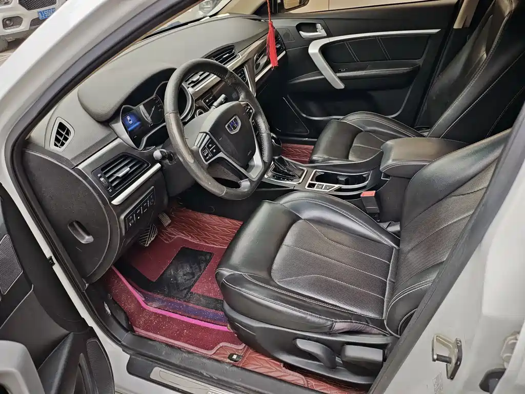 Geely Emgrand — миниатюра 6