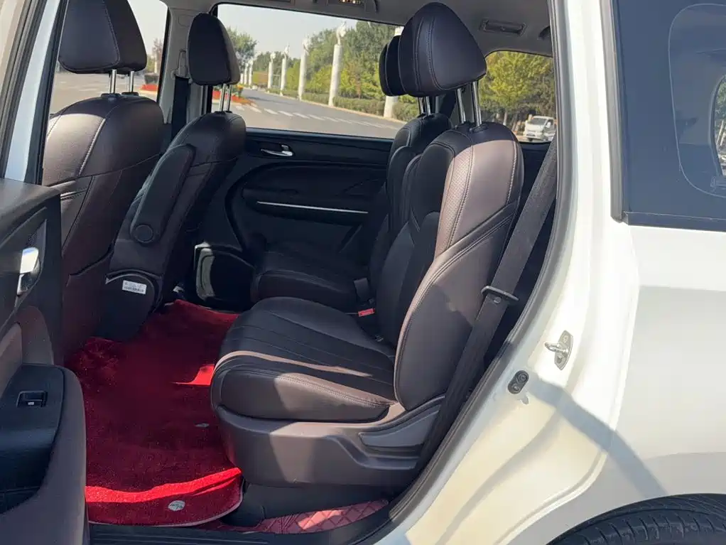 GAC Motor Trumpchi M6 — миниатюра 10