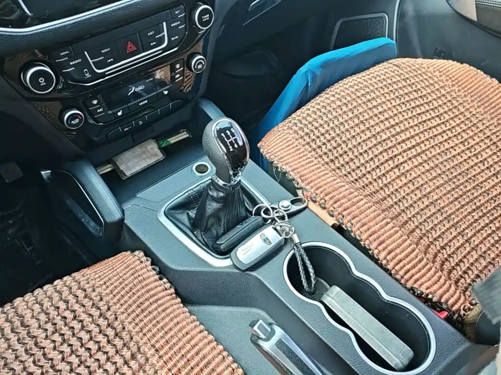 Geely Vision X6 — миниатюра 14