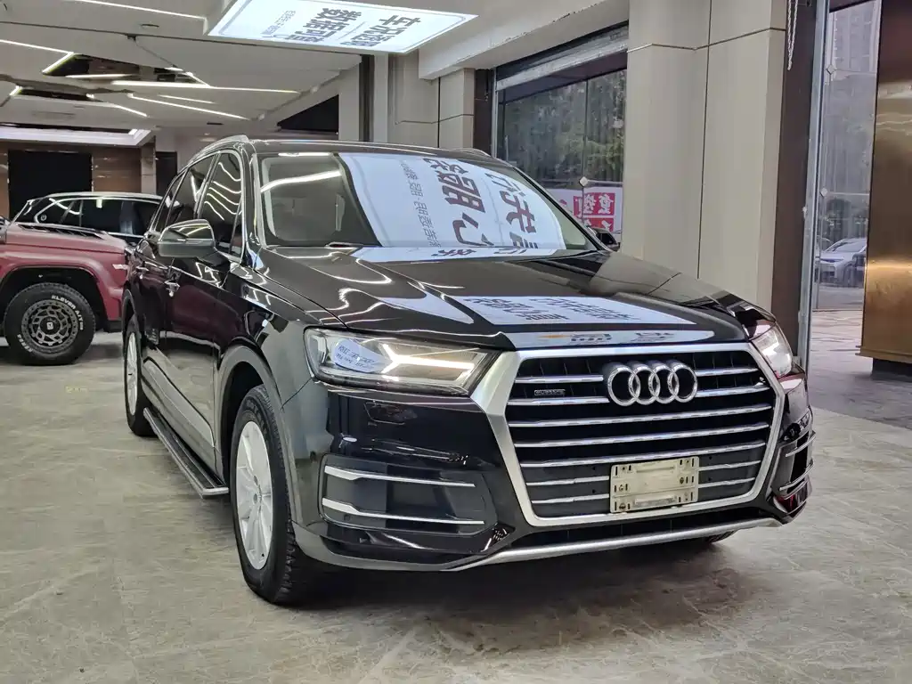 Audi Q7 — миниатюра 3