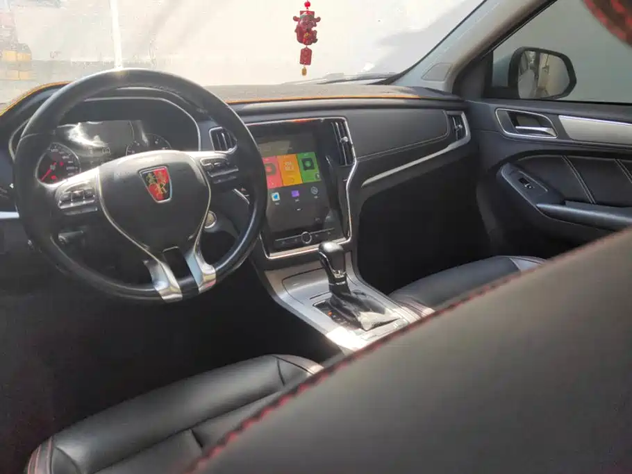 Roewe RX5 — миниатюра 12