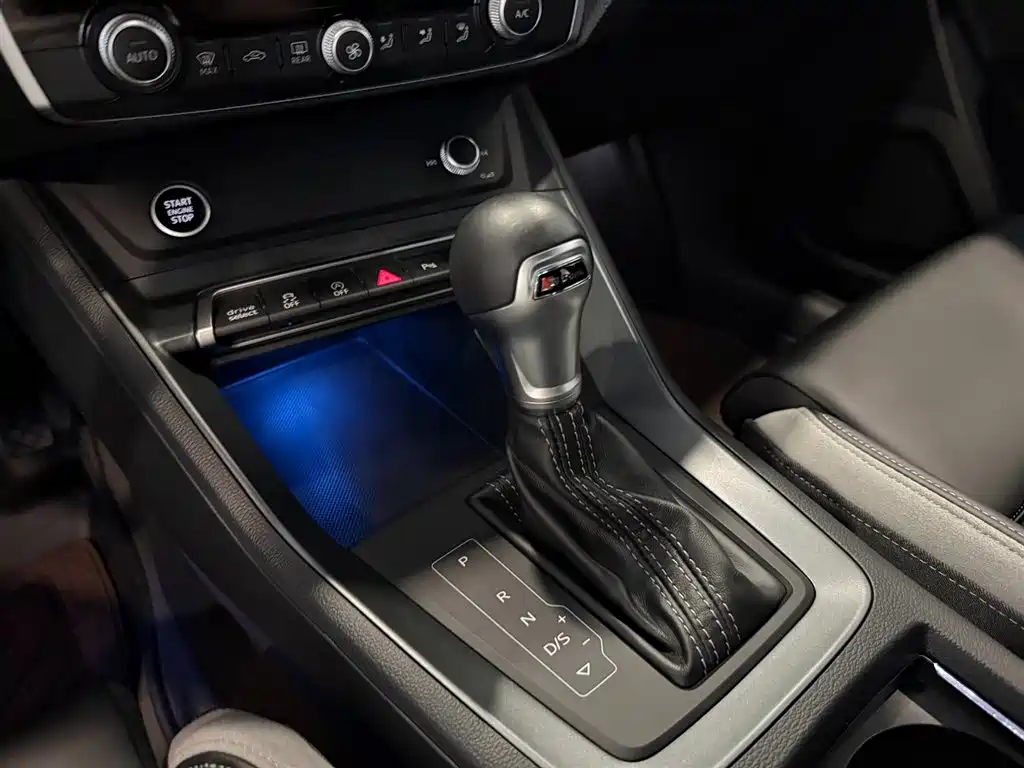 Audi Q3 — миниатюра 11