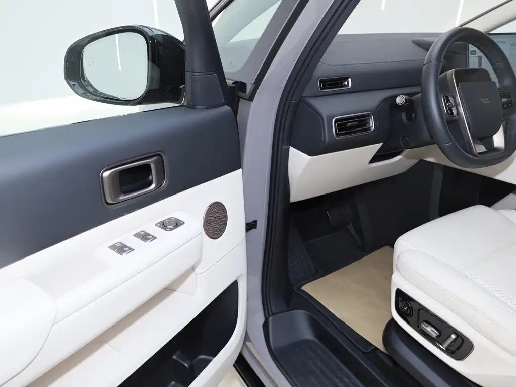 Li Auto Li MEGA — миниатюра 33
