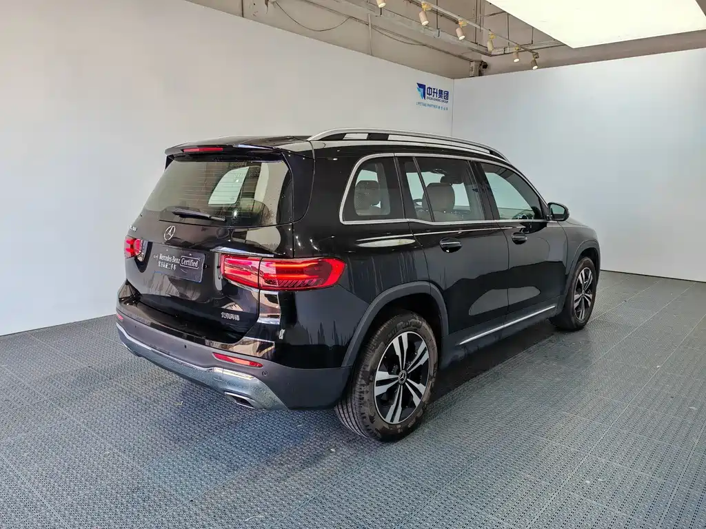 Mercedes-Benz GLB — миниатюра 6