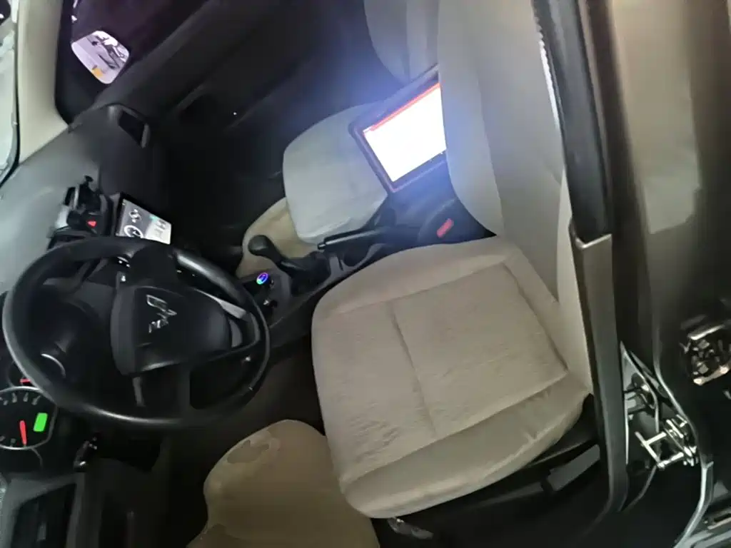Wuling Hongguang — миниатюра 15