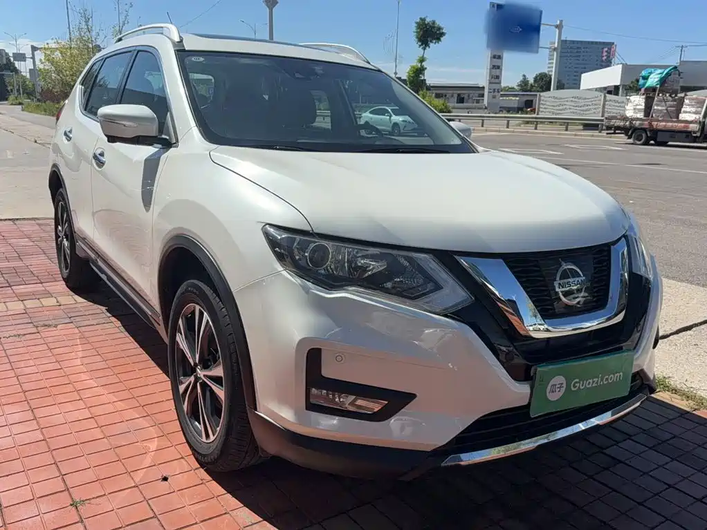 Nissan X-Trail — миниатюра 4
