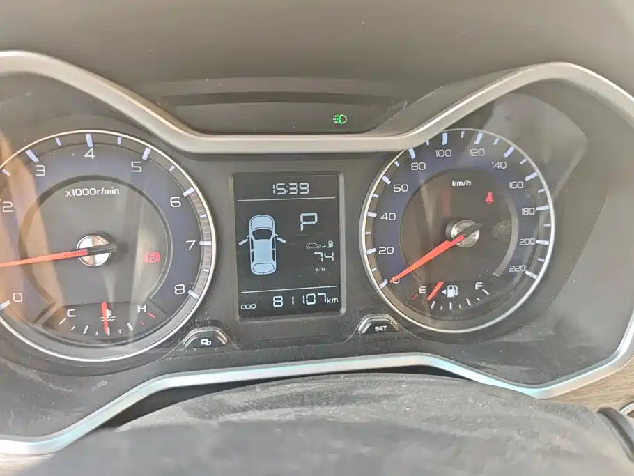 Geely Vision X3 — миниатюра 14