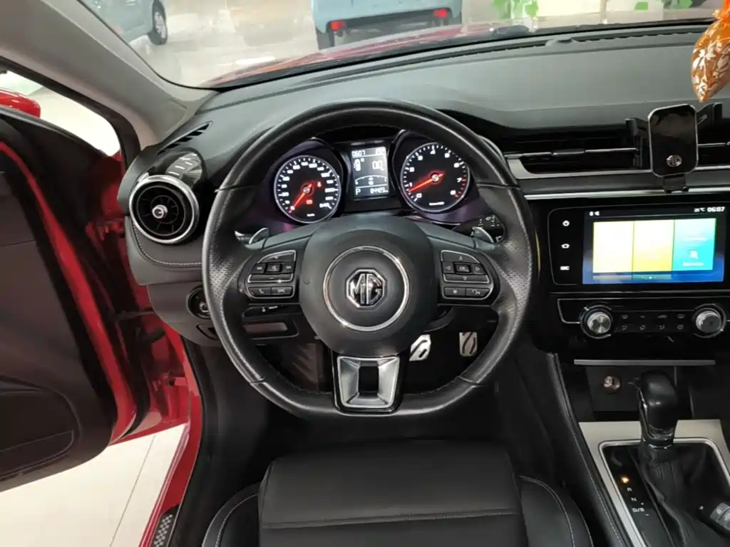 MG MG6 — миниатюра 11