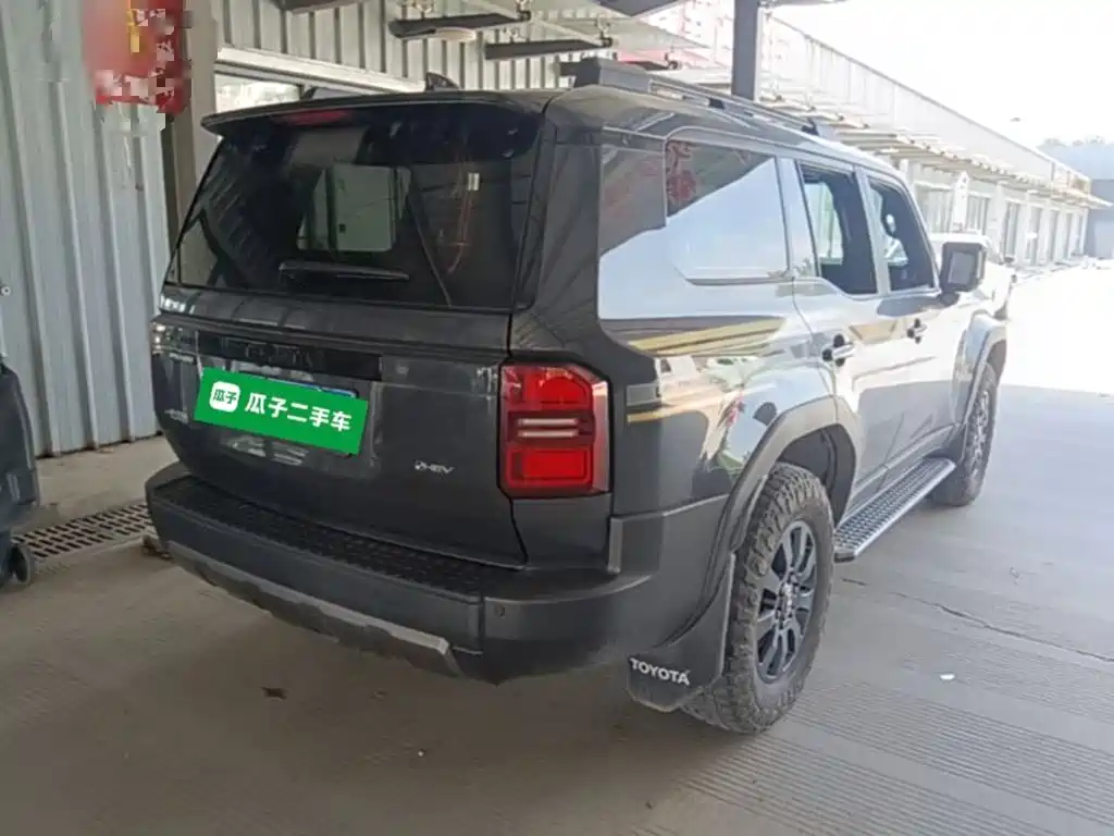 Toyota Land Cruiser Prado 2024 2.4T WX 6 мест