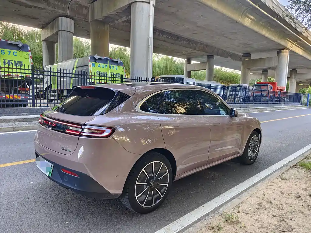 Aito M5