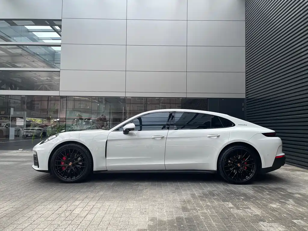 Porsche Panamera — миниатюра 3