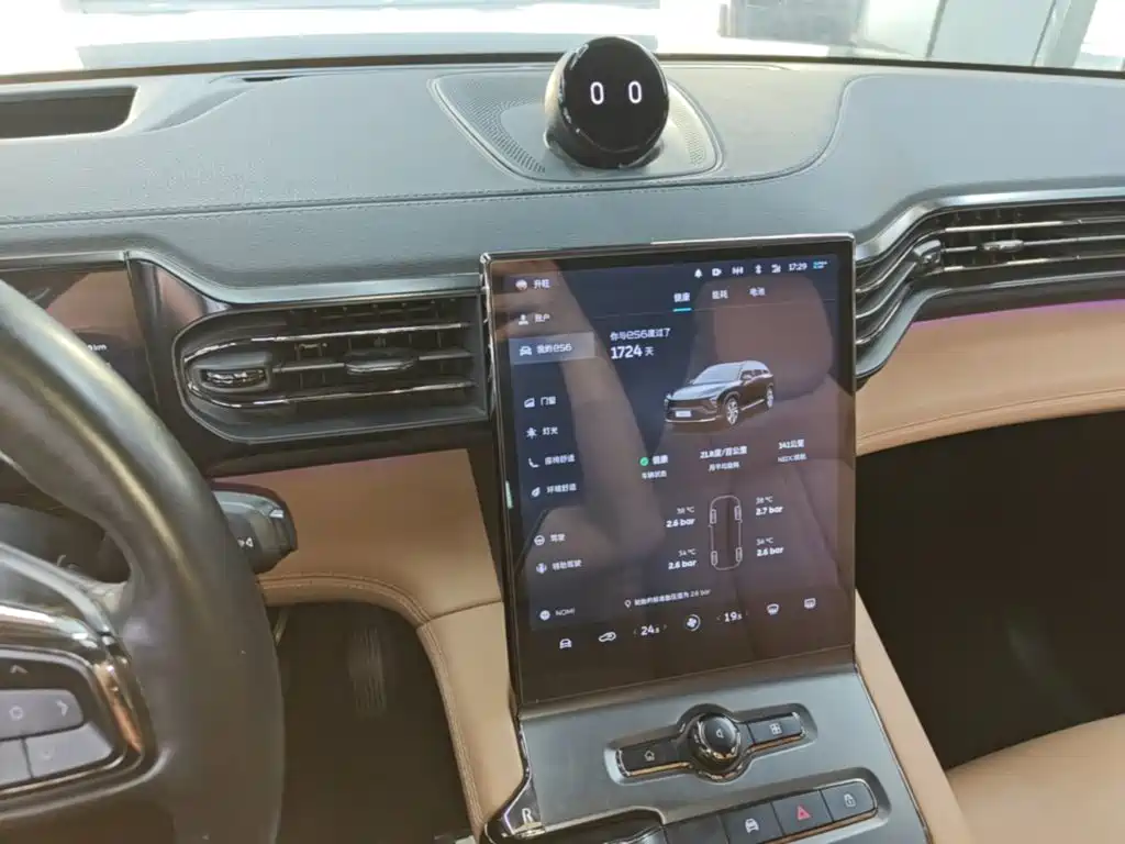 NIO ES6 — миниатюра 13