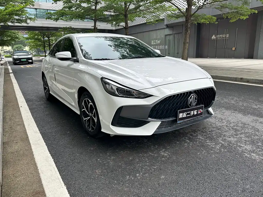 MG MG5 — миниатюра 3