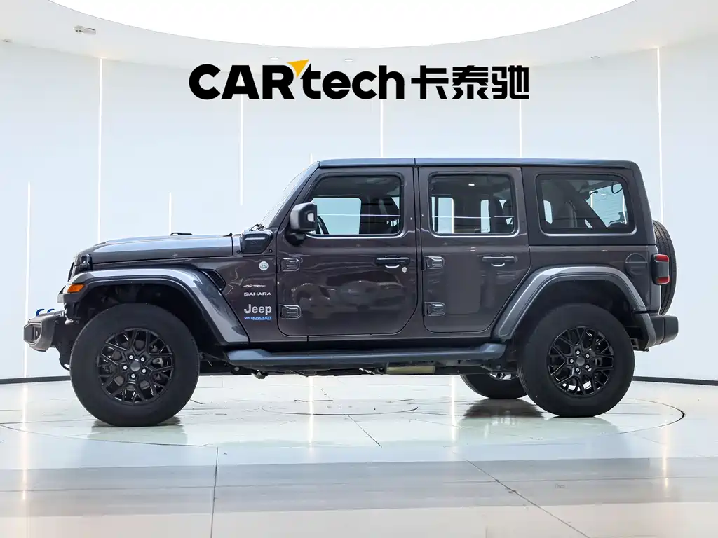 Jeep Wrangler PHEV — миниатюра 7