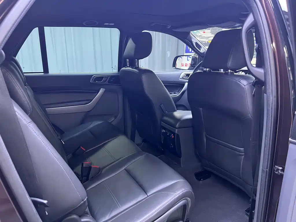 Ford Everest — миниатюра 15