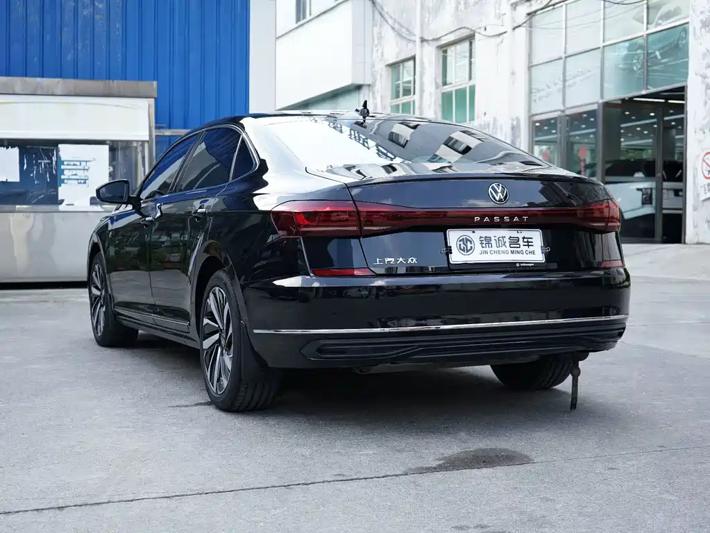 Volkswagen Passat — миниатюра 9