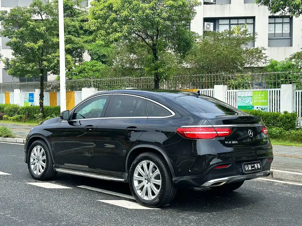 Mercedes-Benz GLE Coupe — миниатюра 8
