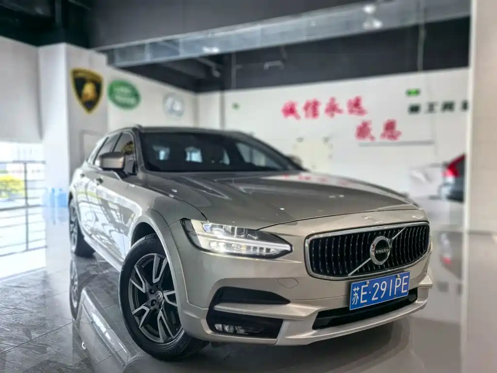 Volvo V90 — миниатюра 3