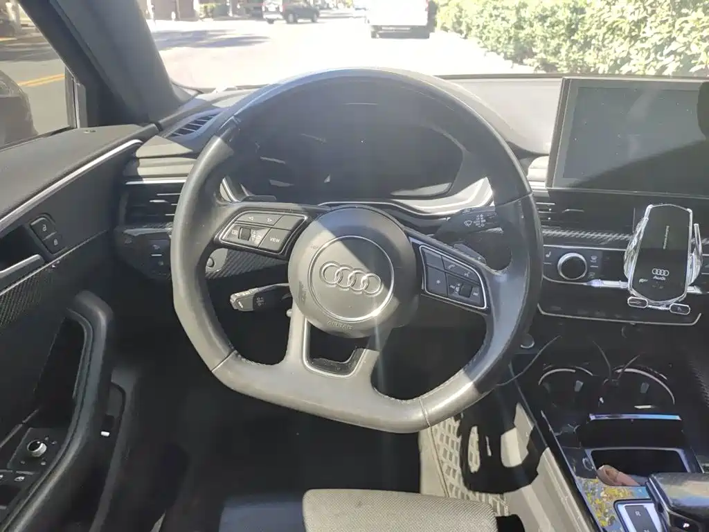 Audi A4L — миниатюра 6