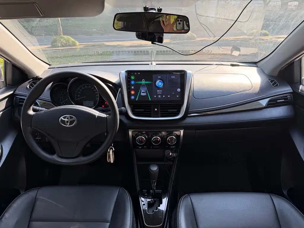 Toyota Yaris L — миниатюра 16