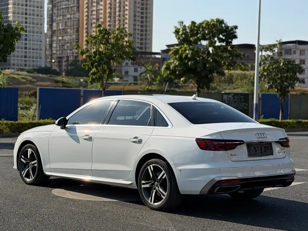 Audi A4L — миниатюра 5