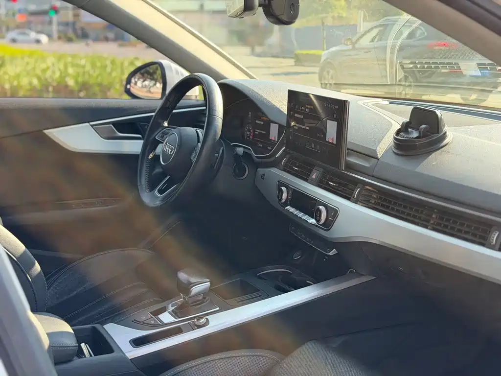 Audi A4L — миниатюра 15