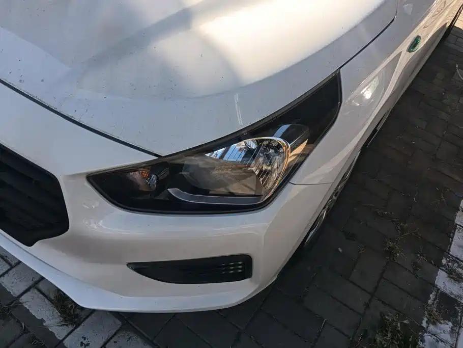 Hyundai Verna — миниатюра 5