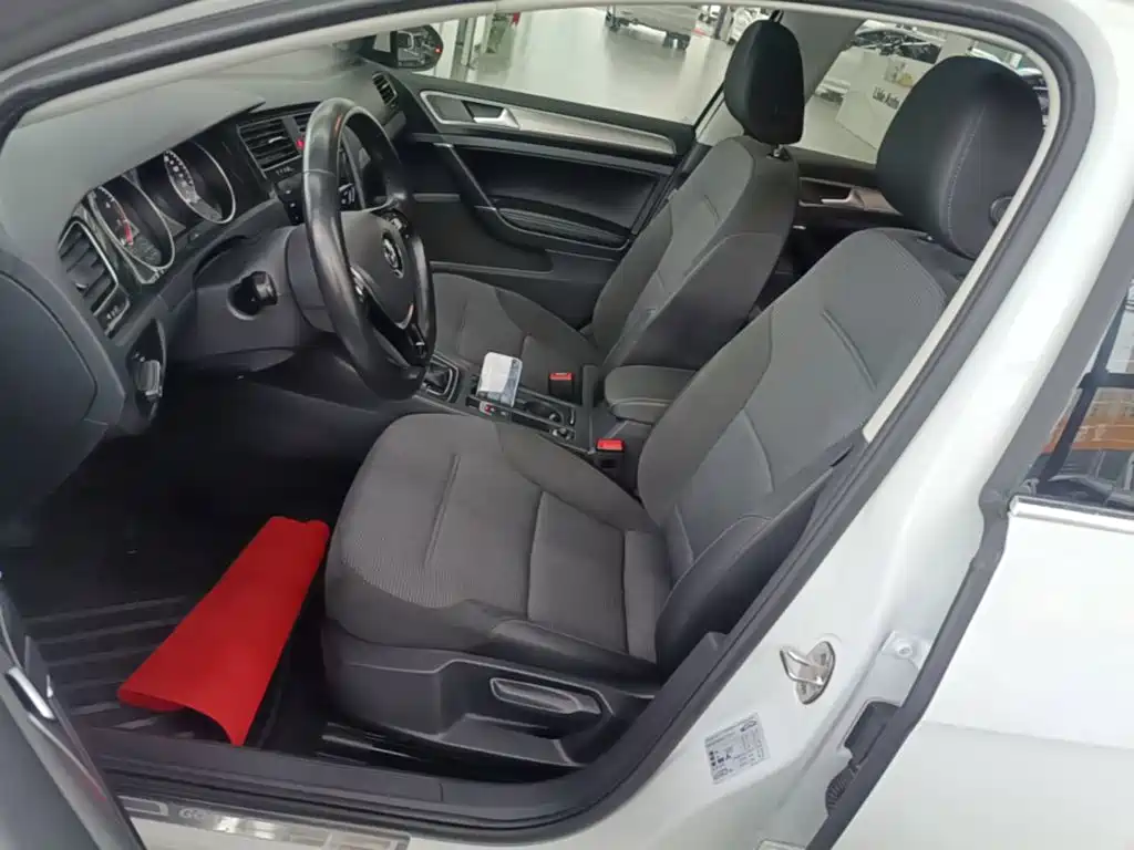 Volkswagen Golf — миниатюра 15