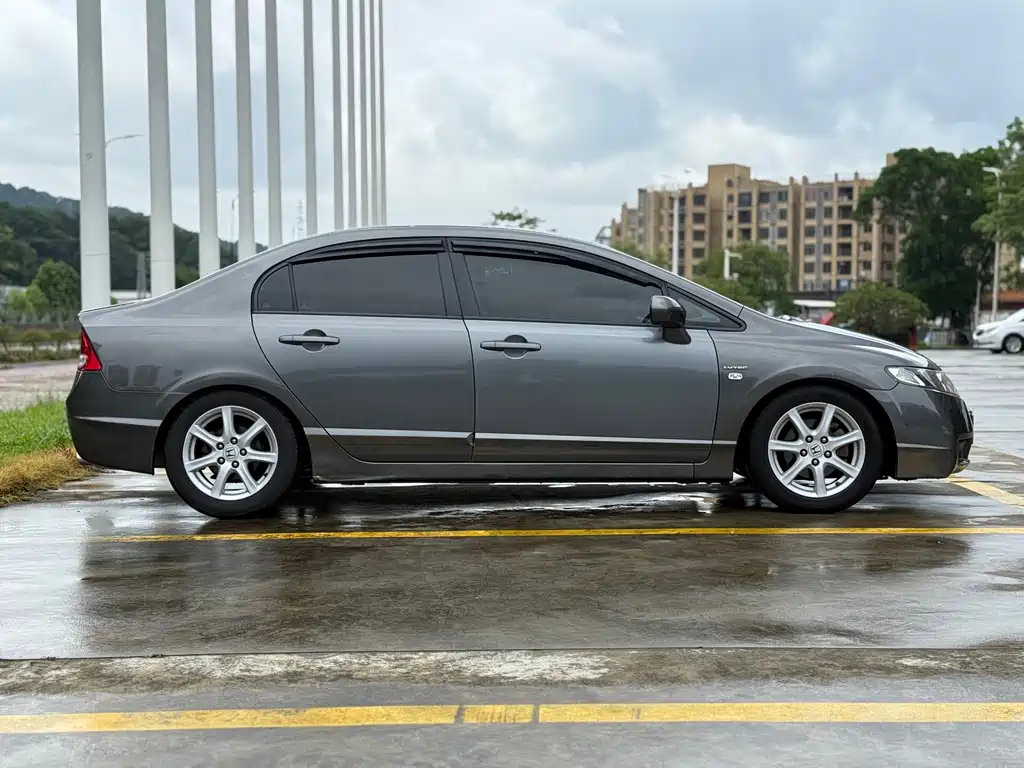 Honda Civic 2009 1.8L AT Comfort