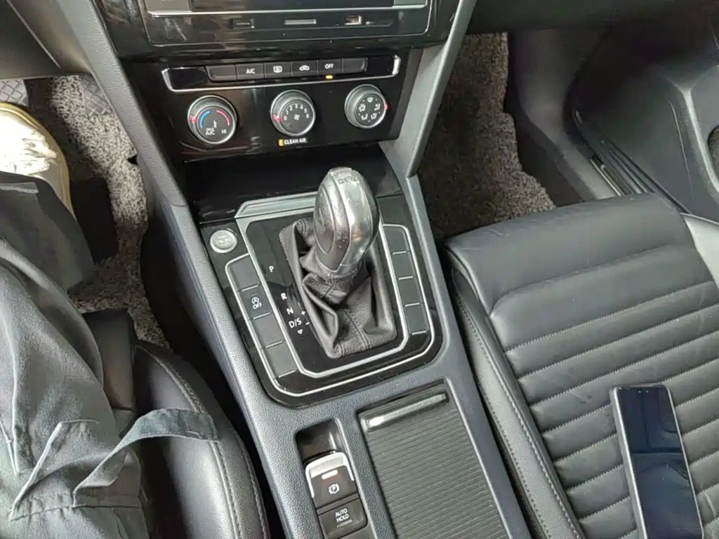 Volkswagen Magotan — миниатюра 14