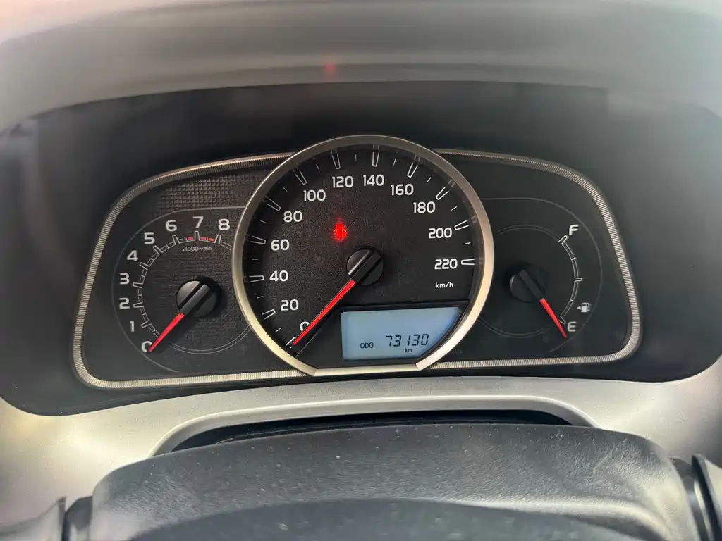 Toyota RAV4 — миниатюра 6