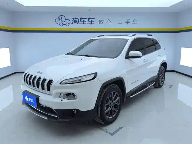 JEEP FREE LIGHT 2020