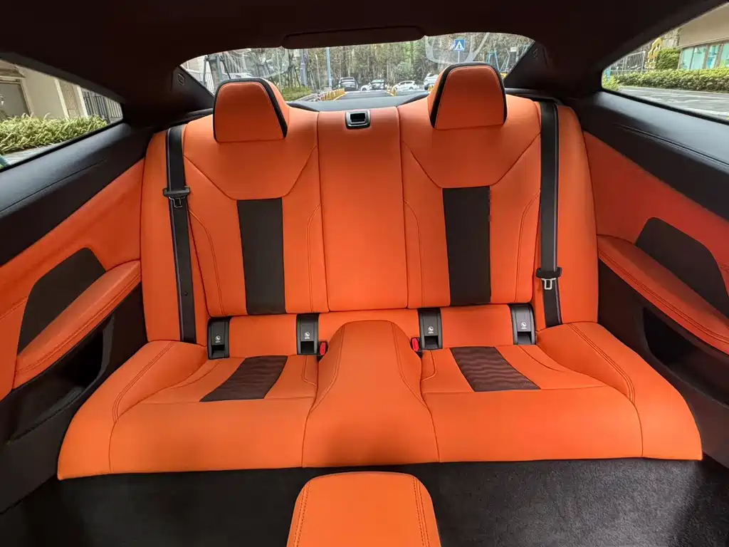 BMW M4 — миниатюра 9