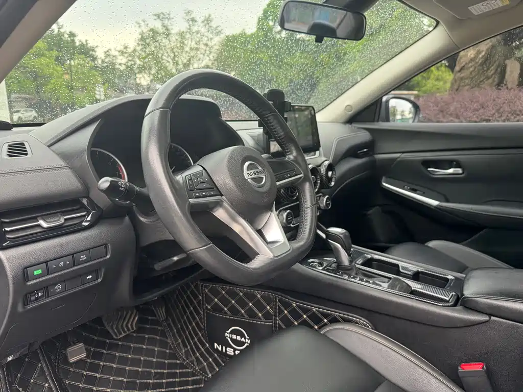 Nissan Sylphy 2021 1.6L XL CVT Enjoy